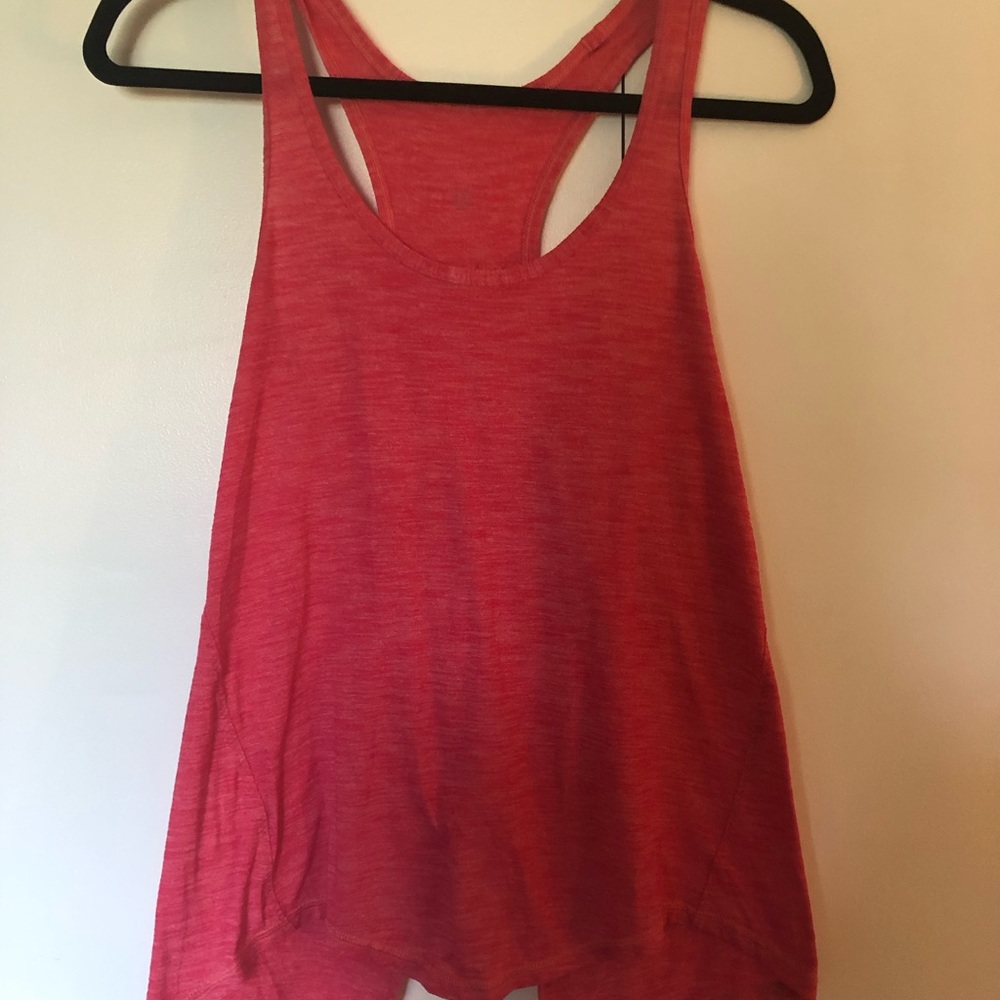 Lululemon Racerback Tank pink - Picture 2 of 4